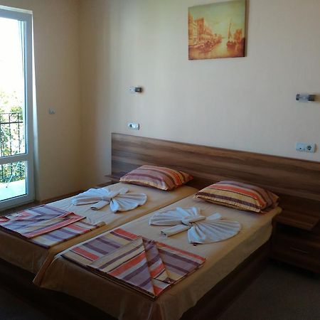 Fits Guest House Primorsko Eksteriør bilde