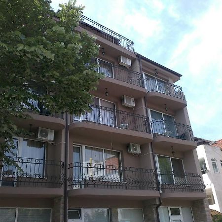 Fits Guest House Primorsko Eksteriør bilde