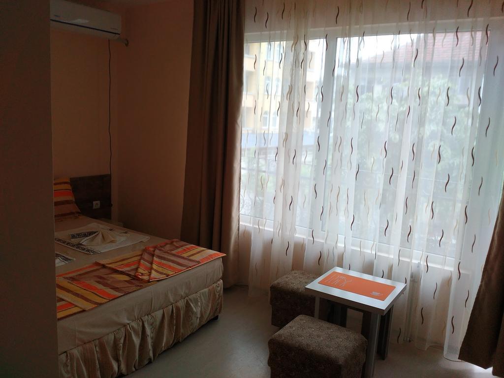 Fits Guest House Primorsko Eksteriør bilde