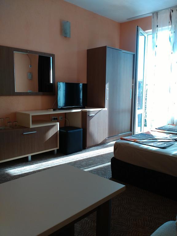 Fits Guest House Primorsko Eksteriør bilde