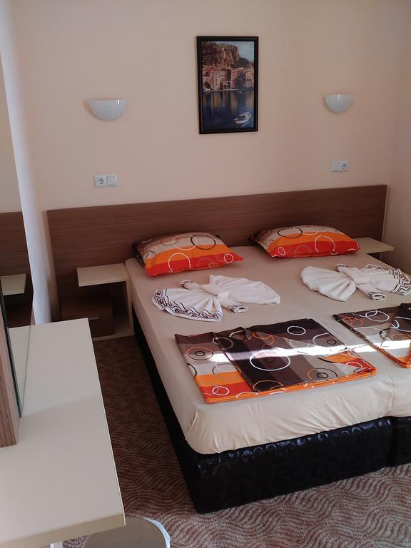Fits Guest House Primorsko Eksteriør bilde