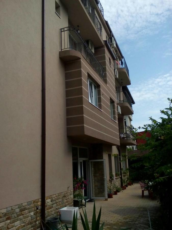 Fits Guest House Primorsko Eksteriør bilde